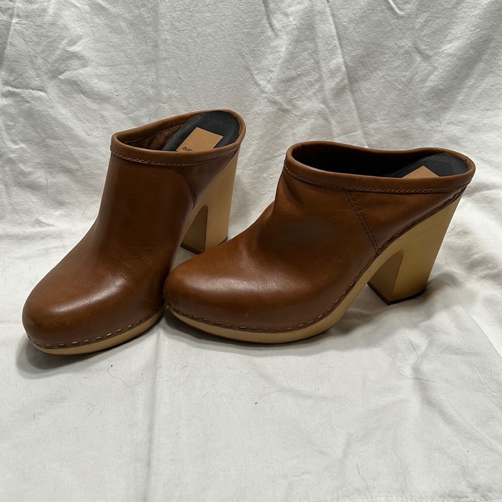 Dolce Vita Ackley clogs